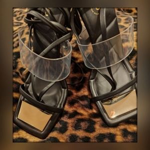 💛 Aldo Elegant Crossover Heels 💛